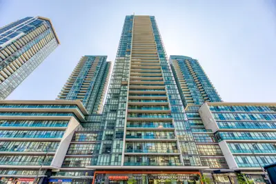 Condo Apartment in Mississauga