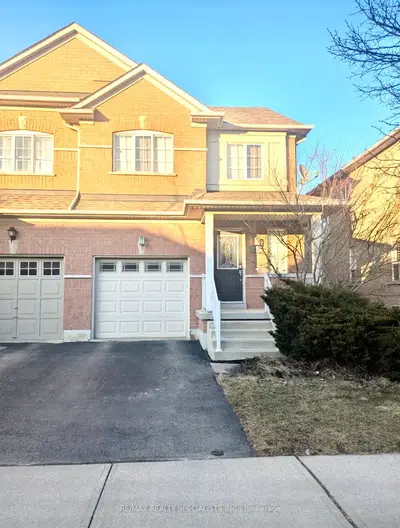 Semi-Detached in Milton