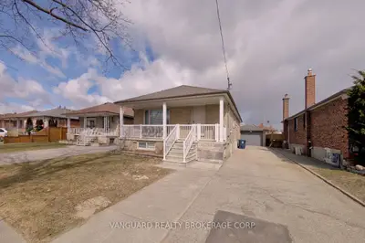 14 Bradfield Avenue Basement, Toronto W08, On M8z 2a3