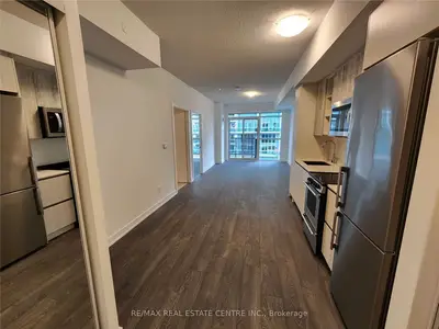 251 Manitoba Street 1203, Toronto W06, On M9y 0c7