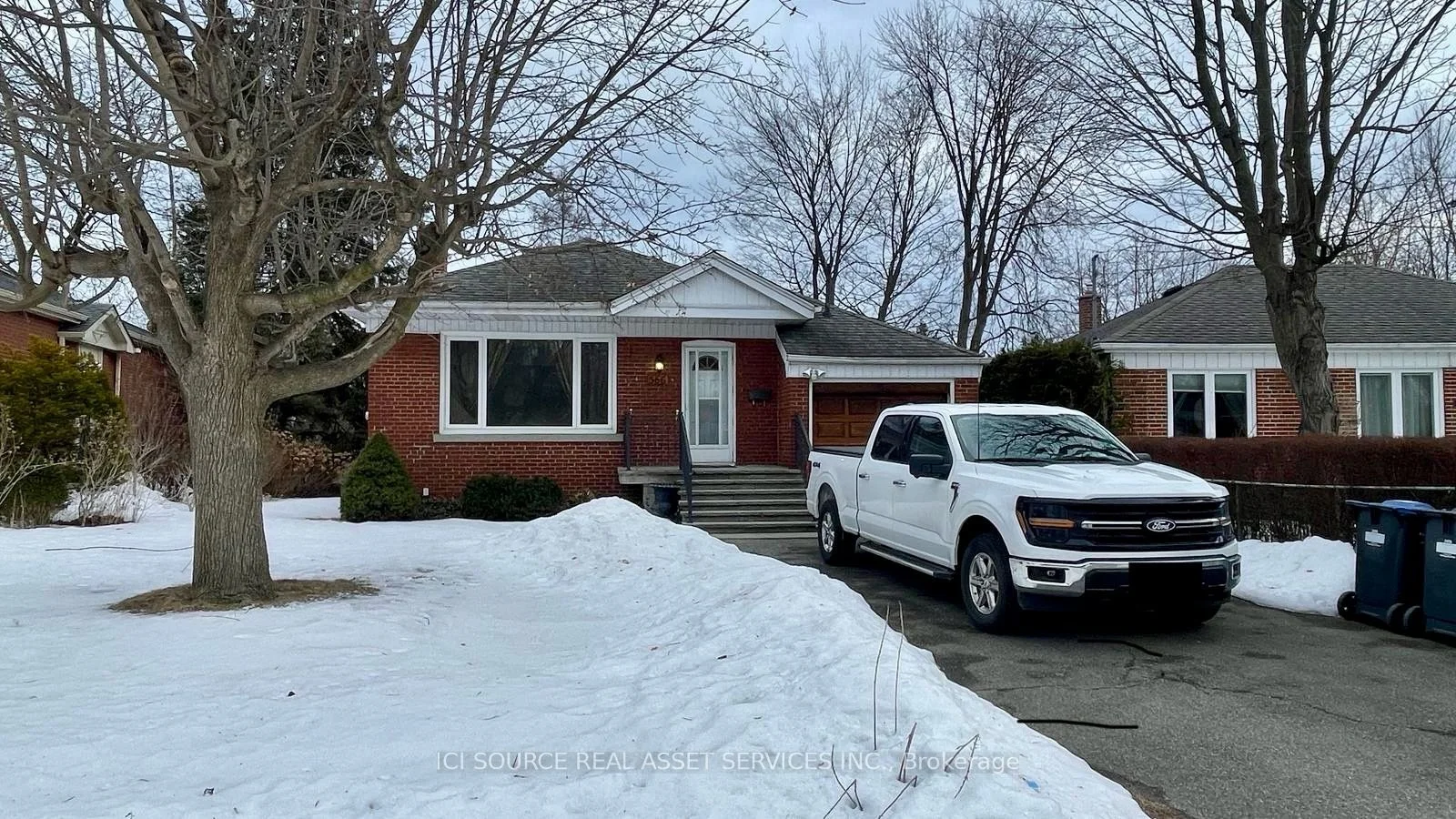 566 Drymen Crescent, Mississauga, On L5g 2p1