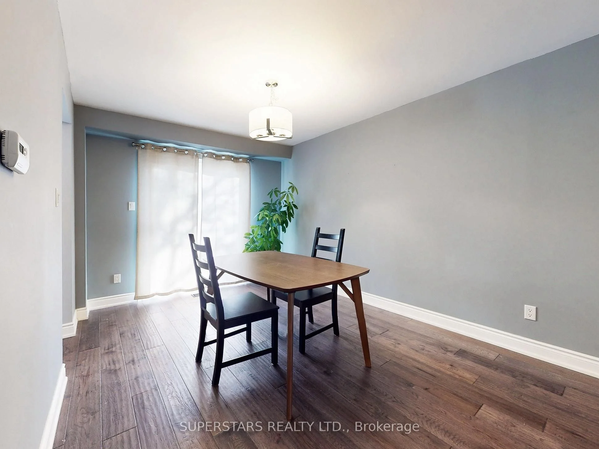 6480 Tisler Crescent, Mississauga, ON L5N 3G7