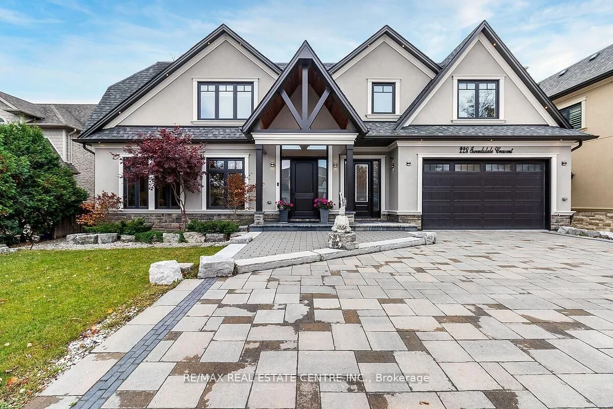 Detached in Oakville