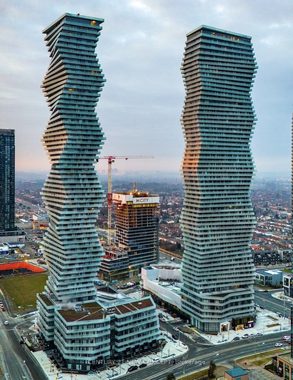 3883 Quartz Road 1204, Mississauga, On L5b 0m4