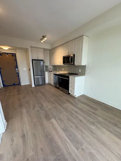 38 Annie Craig Drive 2310, Toronto W06, On M8v 0g9