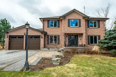 Detached in Burlington