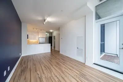 55 Eglinton Avenue 2103, Mississauga, On L5r 0e4