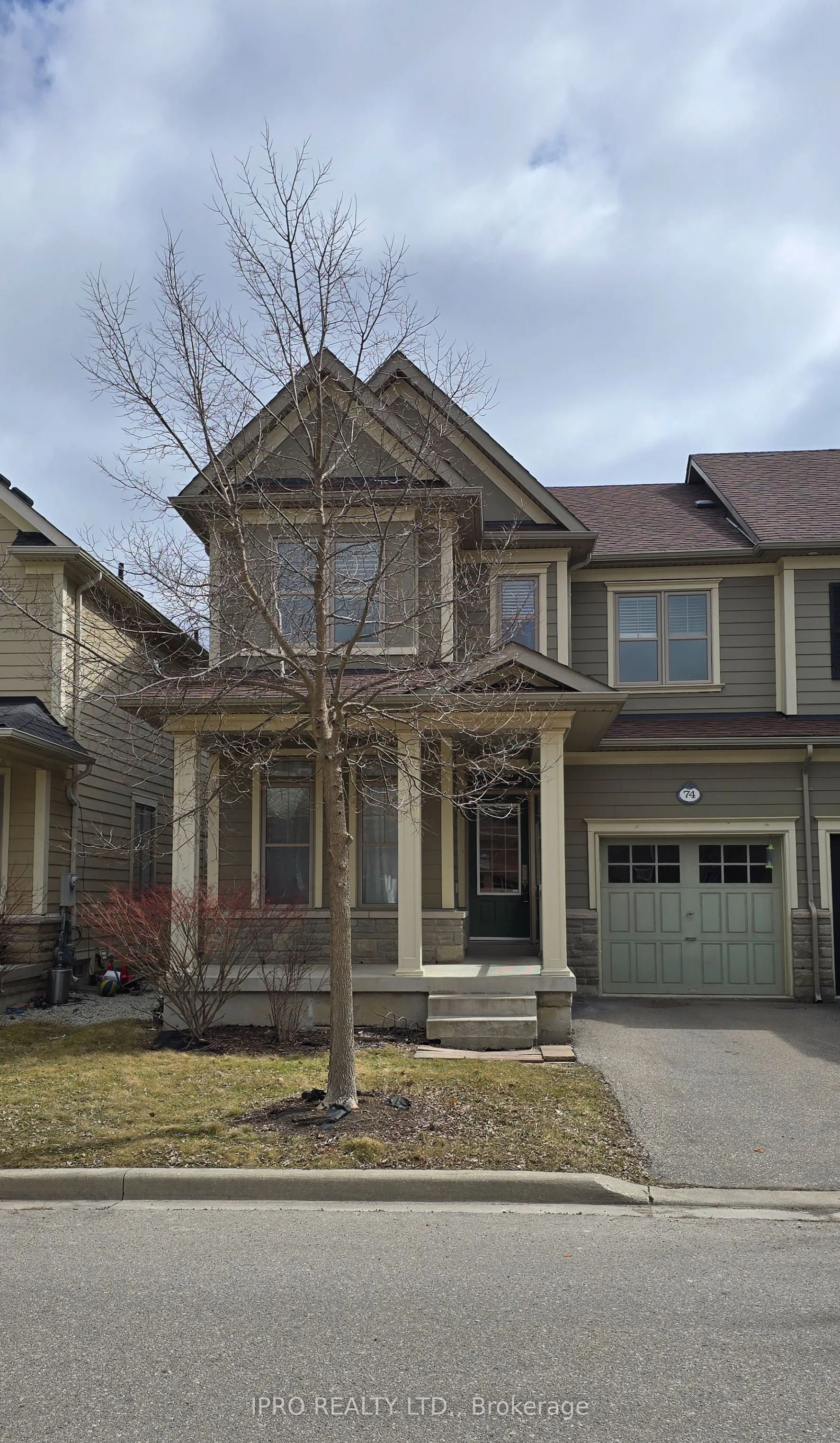 Semi-Detached in Milton