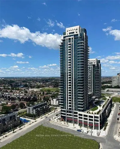 4085 Parkside Village Drive, Mississauga, On L5b 0k9