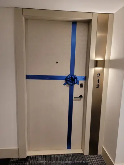 Condo Apartment in Oakville
