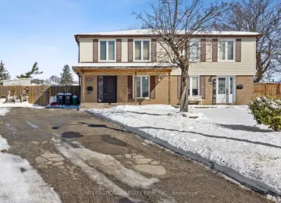 Semi-Detached in Brampton