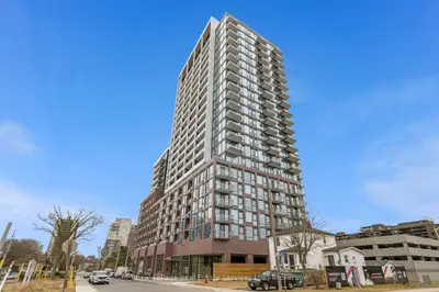Condo Apartment in Mississauga