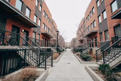 871 Wilson Avenue 29, Toronto W05, On M3k 1e6