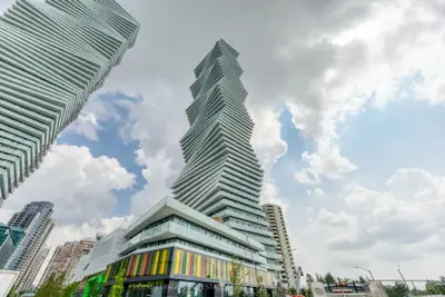 3883 Quartz Road 4908, Mississauga, On L5b 0m4