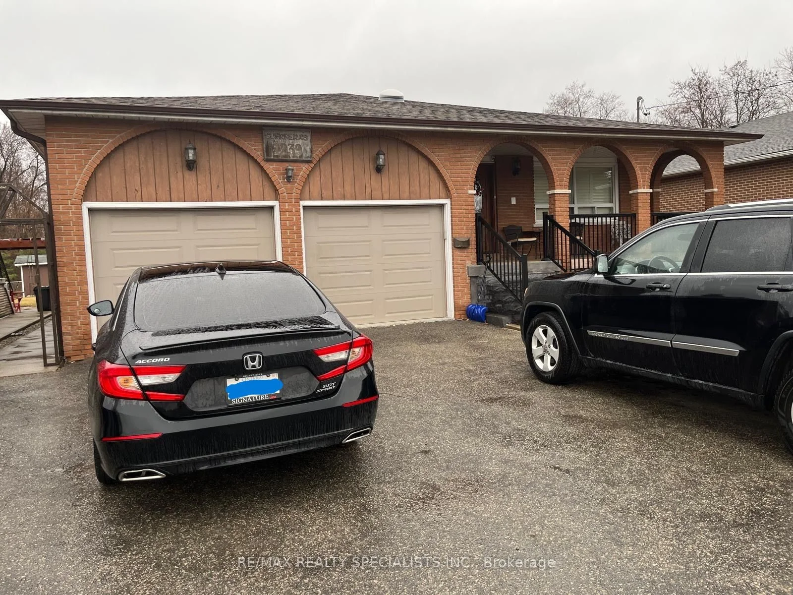1239 Albion Road, Toronto W10, On M9v 1a9