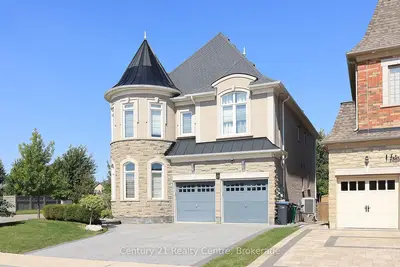 Detached in Brampton