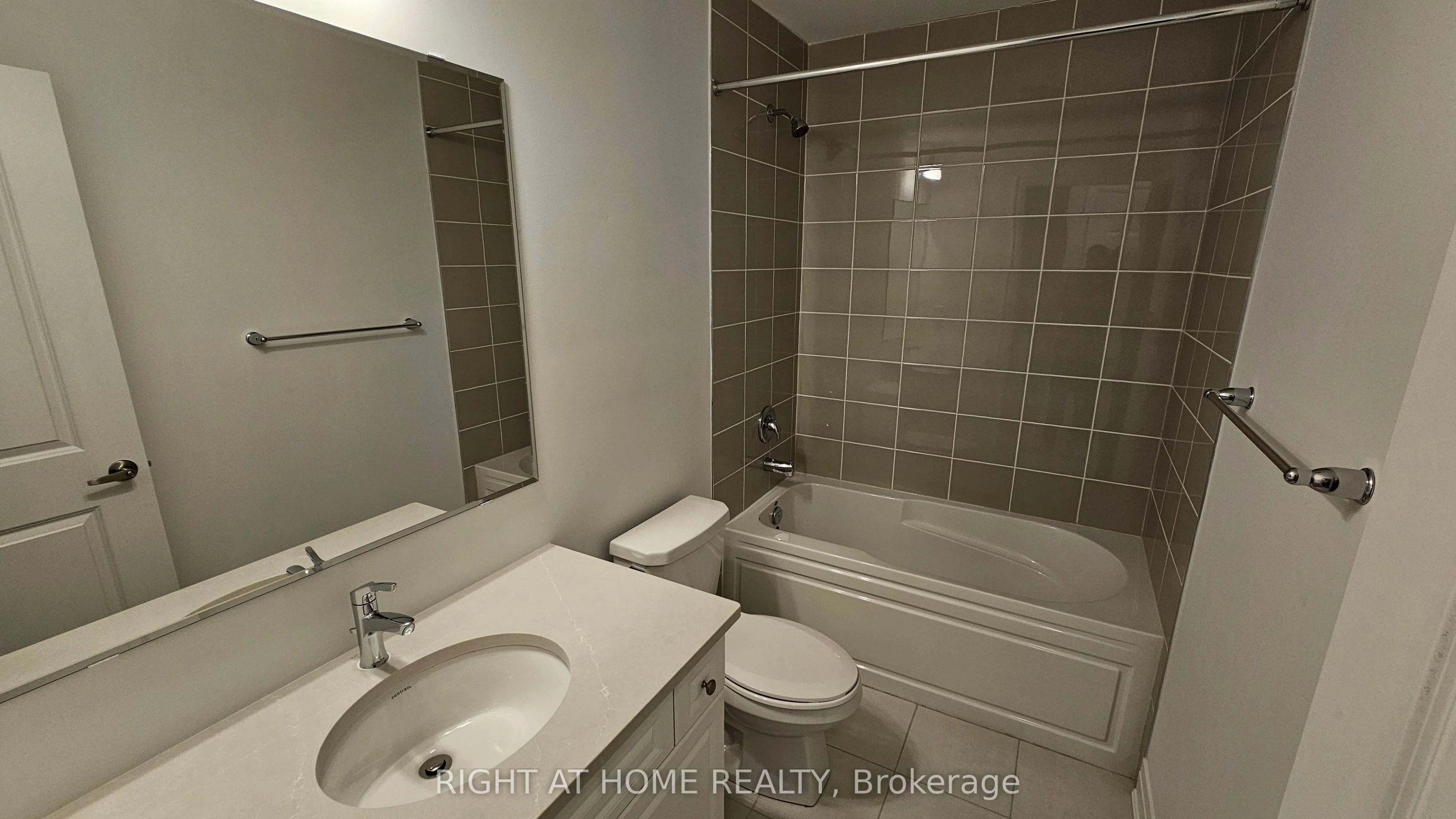 4029 Saida Street, Mississauga, On L5m 2s8
