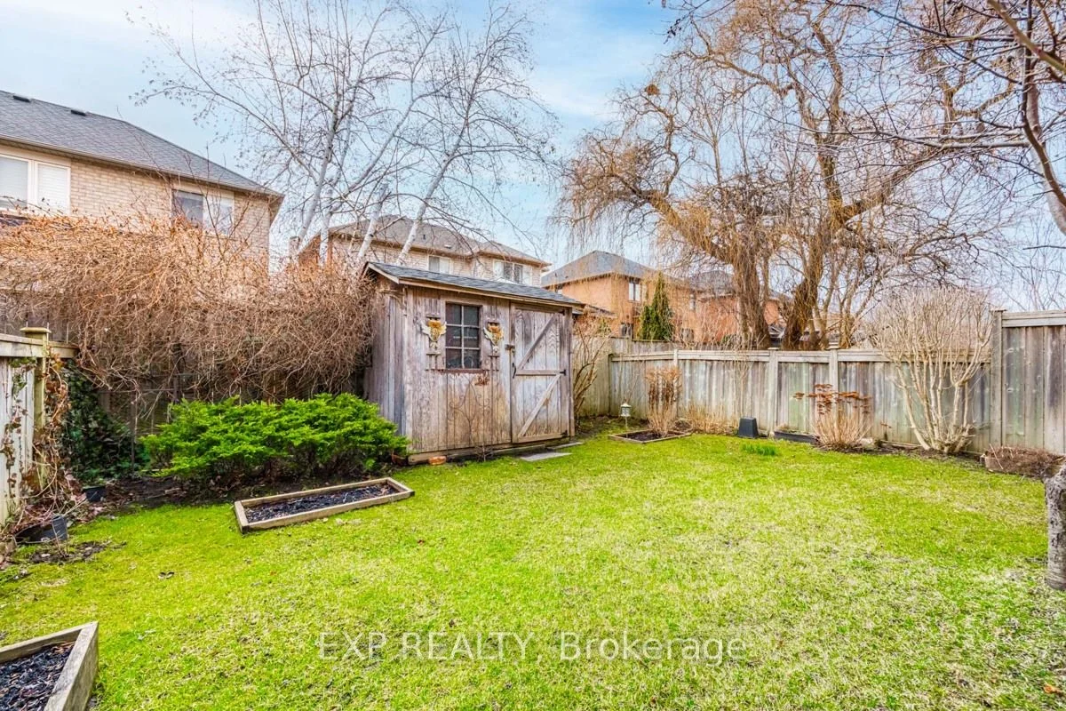1571 Woodhenge Way, Mississauga, ON L5N 7S9