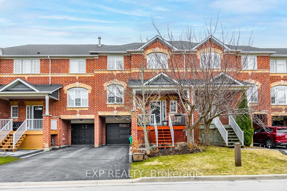 Att/Row/Townhouse in Mississauga