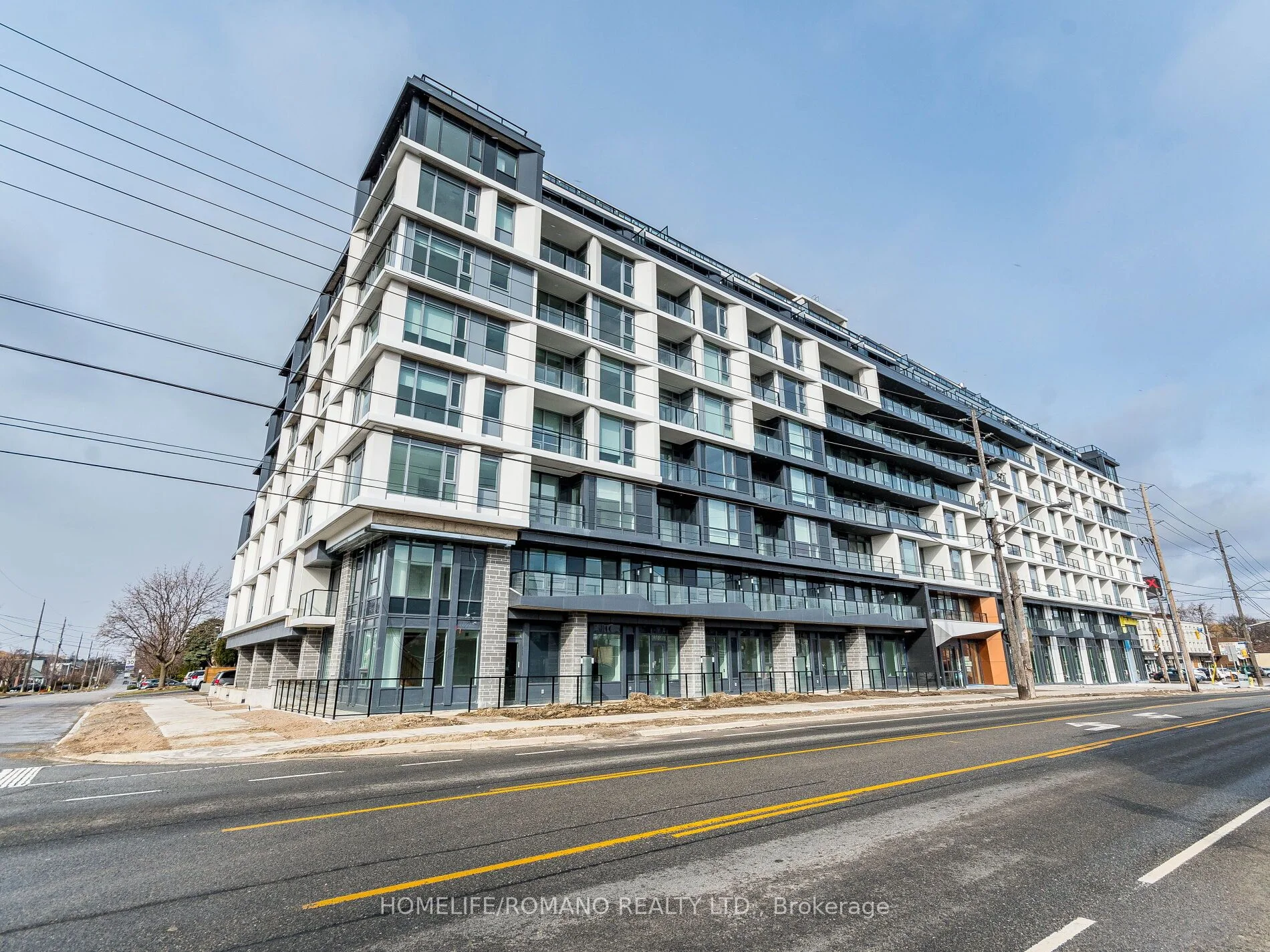 Co-op Apartment in Toronto