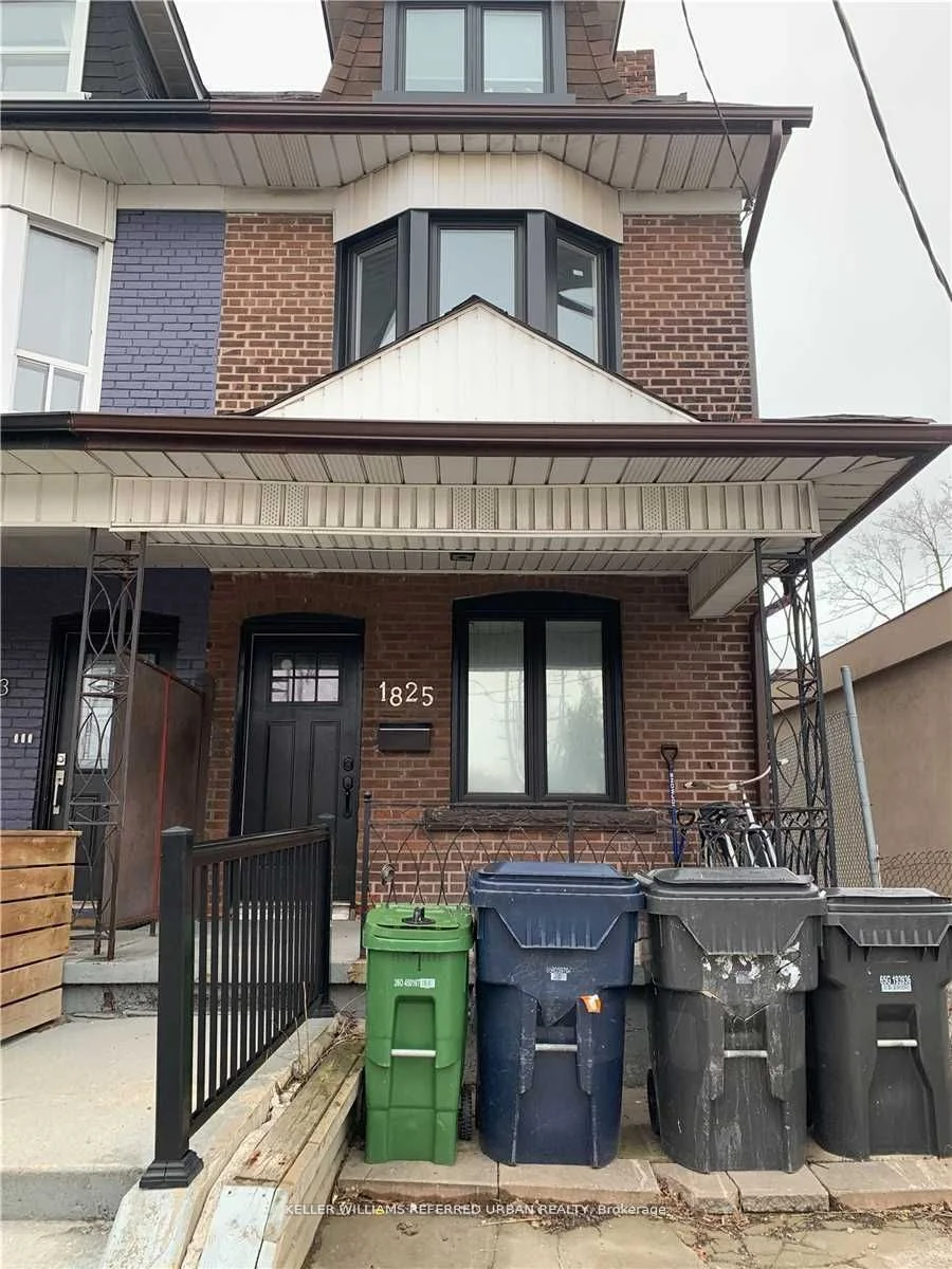1825 Davenport Road Upper, Toronto W03, ON M6N 1B8