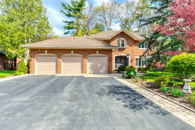 2175 Oneida Court, Mississauga, On L5c 4g5