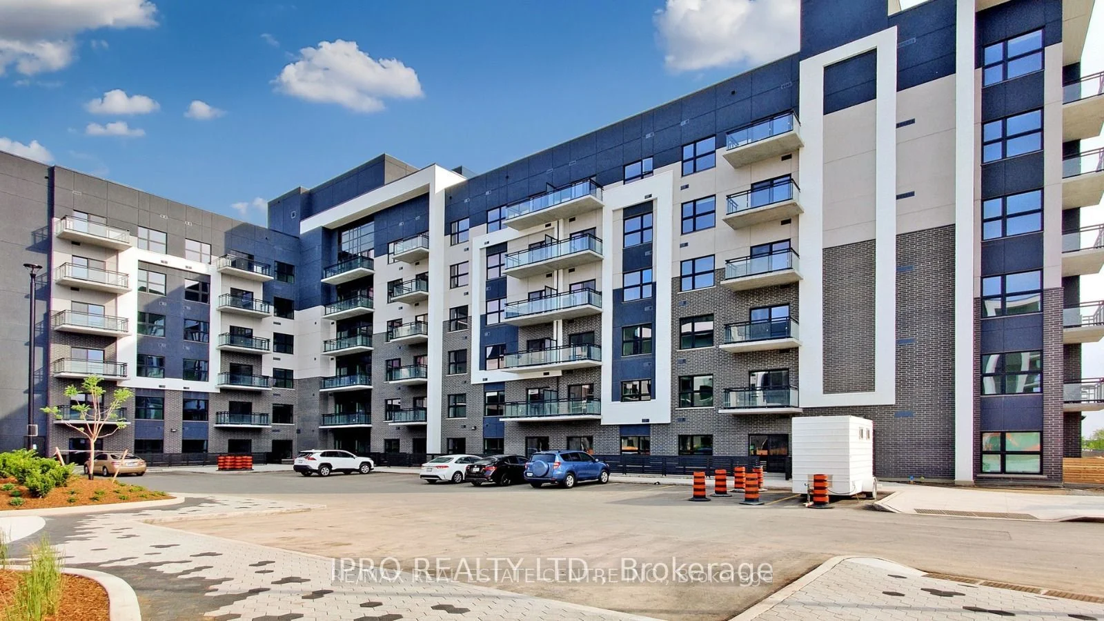 102 Grovewood Common Circle 117, Oakville, On L6h 0x2
