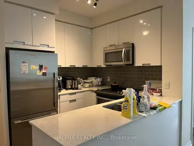 55 Eglinton Avenue W 1902, Mississauga, On L5r 0e4