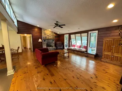 2462 Hixon Street, Oakville, On L6l 1v1