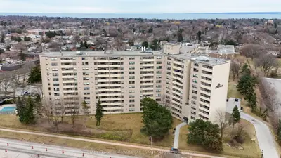 Condo Apartment in Burlington