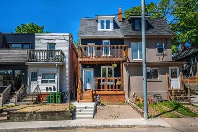 10 Fort Rouille Street C, Toronto W01, On M6k 2c1