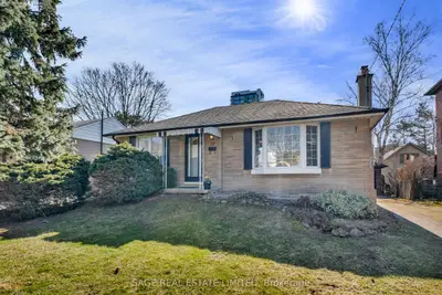 72 Oriole Avenue, Mississauga, On L5g 1v2