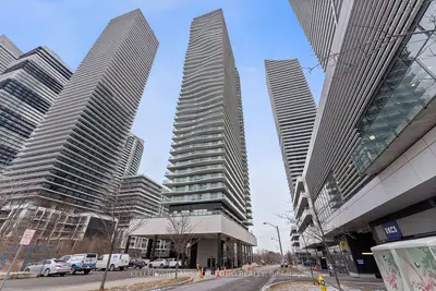 33 Shore Breeze Drive 1011, Toronto W06, On M8v 0g1