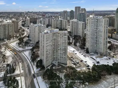 3700 Ne Kaneff Crescent N 1408, Mississauga, On L5a 4b8