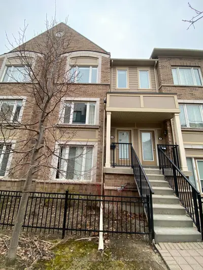 3120 Boxford Crescent 4, Mississauga, On L5m 0x1