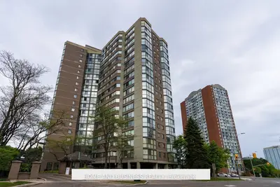 Condo Apartment in Mississauga