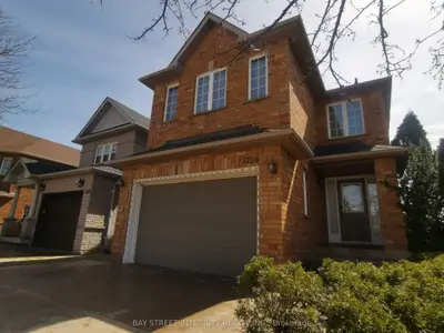 1216 Sandpiper Road, Oakville, On L6m 3s3