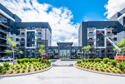 Condo Apartment in Oakville