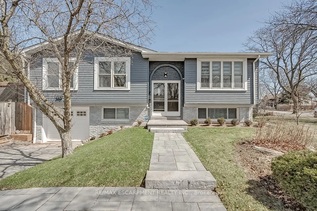 Detached in Burlington