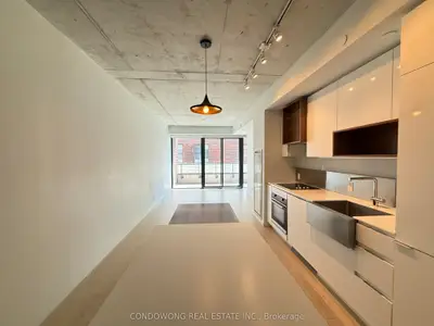 383 Sorauren Avenue 503, Toronto W01, On M6r 0a4