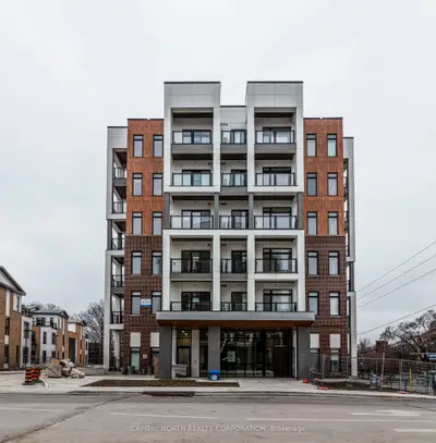 165 Canon Jackson Drive R502, Toronto W04, On M6m 0c4