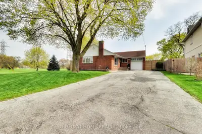155 Princess Margaret Boulevard, Toronto W08, On M9b 2z4
