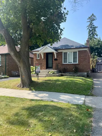 Detached in Toronto
