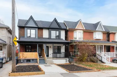 46 Rutland Street Main/up, Toronto W03, On M6m 1g1