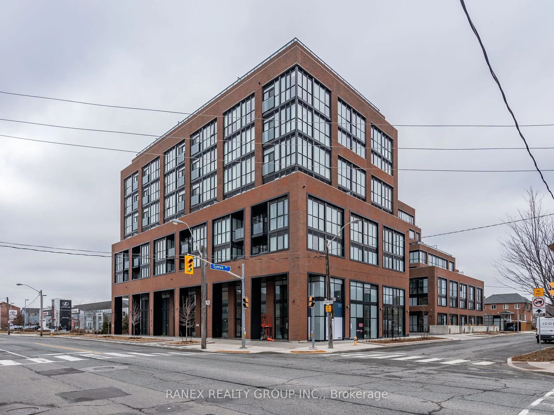 2300 St Clair Avenue S 723, Toronto W02, On M6n 1k8
