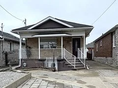 92 Foxwell Street, Toronto W03, ON M6N 1Z5