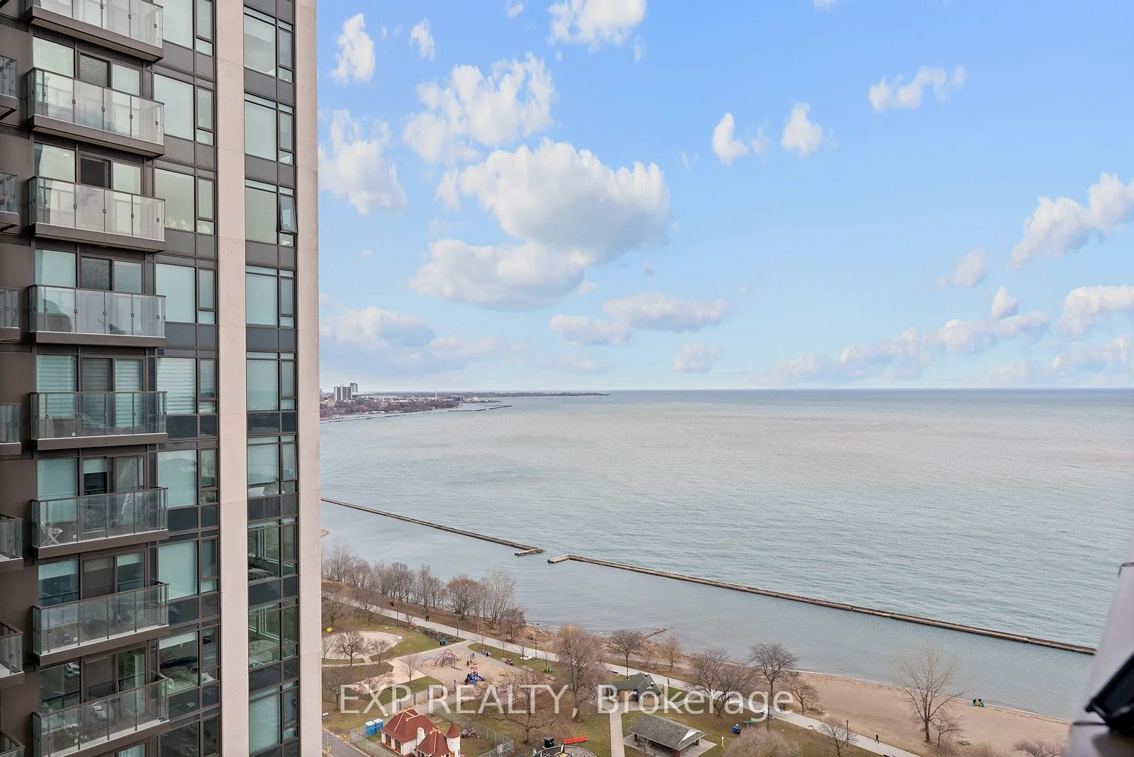 1928 Lakeshore Boulevard W 2703, Toronto W01, On M6s 0b1