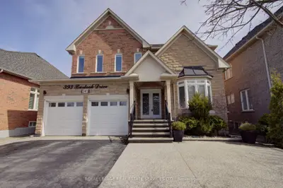 Detached in Oakville