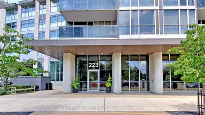 223 Webb Drive 2803, Mississauga, On L5b 0e8