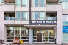 3939 Duke Of York Blvd Boulevard 2205, Mississauga, On L5b 4n2